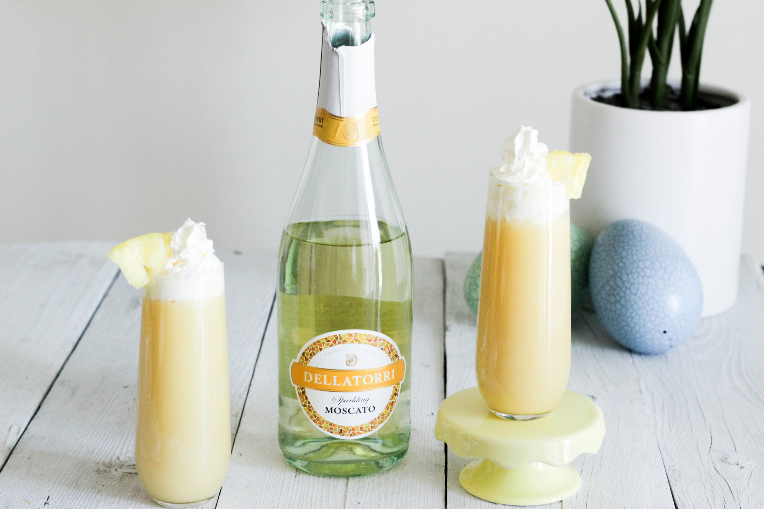 Dellatorri Coconut Pineapple Mimosa